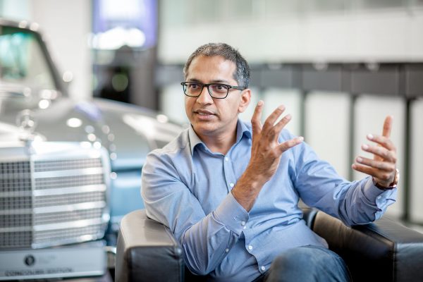Interview mit Sajjad Khan, Vice President Digital Vehicle & Mobility Daimler